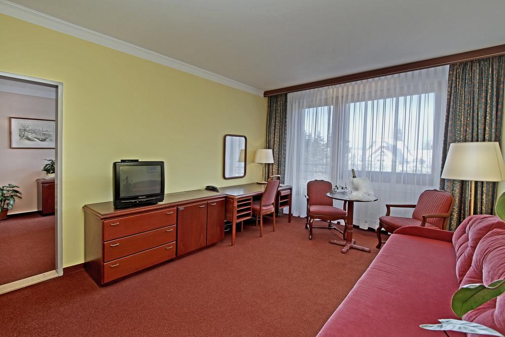 Hotel Krakonos Mariánské Lázně Zimmer foto