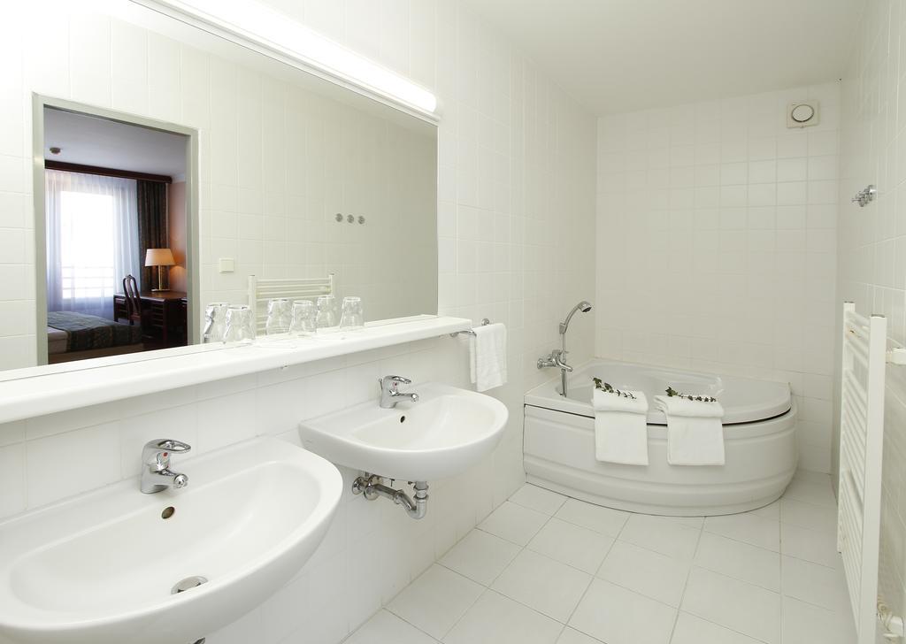 Hotel Krakonos Mariánské Lázně Zimmer foto