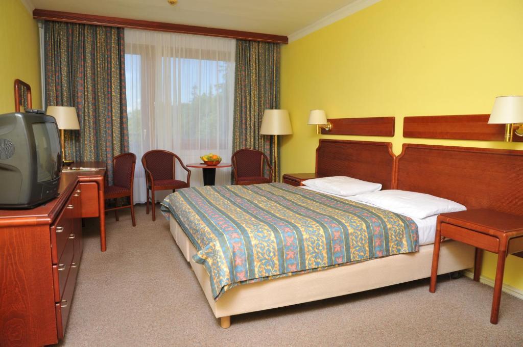 Hotel Krakonos Mariánské Lázně Zimmer foto